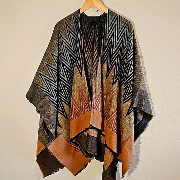 Modena Open Front Brown Cape Poncho - Picture 1 of 5
